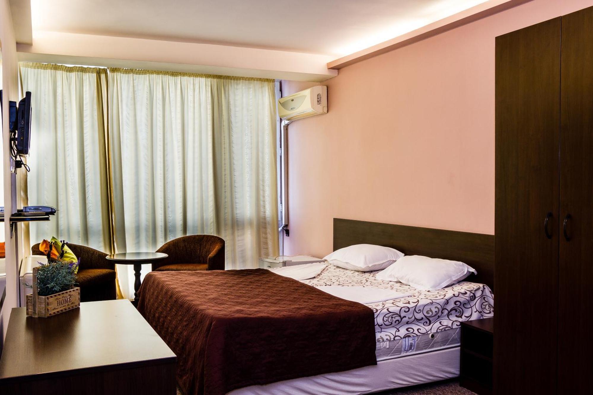 Hotel Sezoni South Burgas Exterior foto